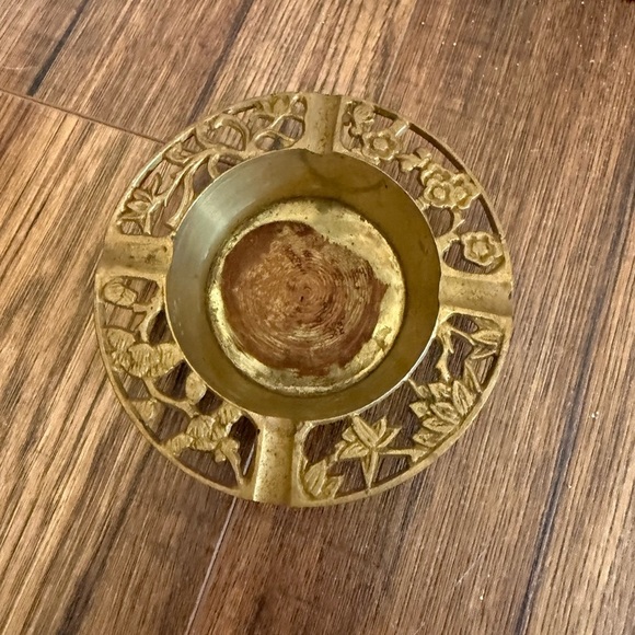 Vintage Chinese Brass Gold Ashtray Flower Cutouts Floral - Picture 2 of 6